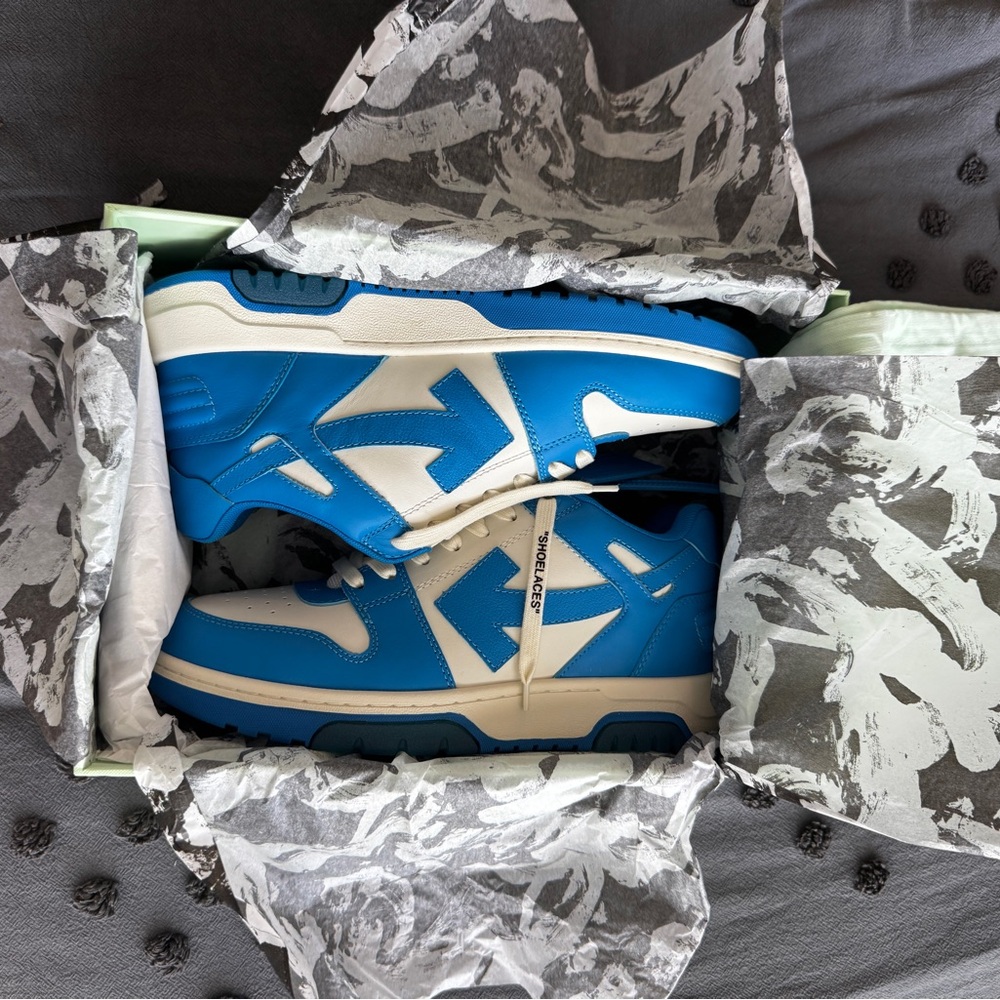 Off-White c/o Virgil Abloh Sneakers, size 8 us/41 eu